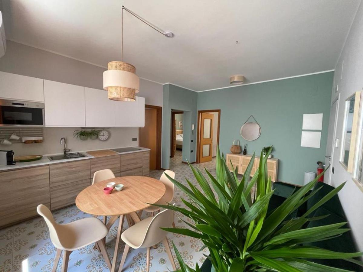 Diana Apartment Салерно Экстерьер фото